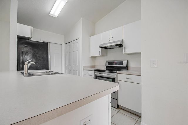 712 VIRGINIA AVENUE, Auburndale, FL 33823