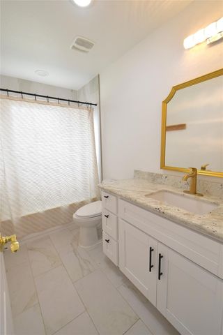 42 County Road 5102l, Cleveland, TX 77327