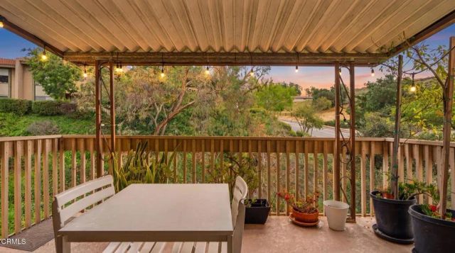 254 Sequoia Court 33, Thousand Oaks, CA 91360