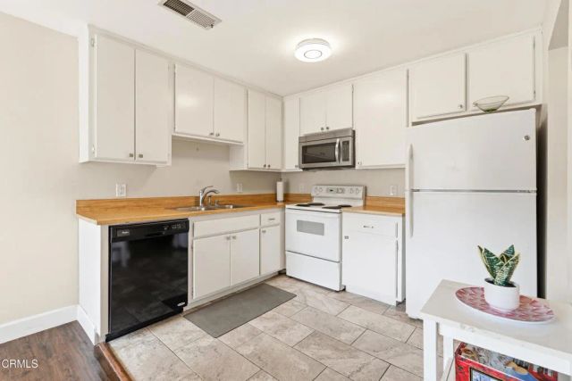 254 Sequoia Court 33, Thousand Oaks, CA 91360