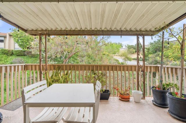 254 Sequoia Court 33, Thousand Oaks, CA 91360
