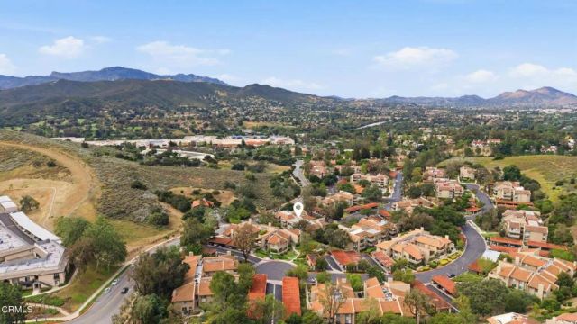 254 Sequoia Court 33, Thousand Oaks, CA 91360
