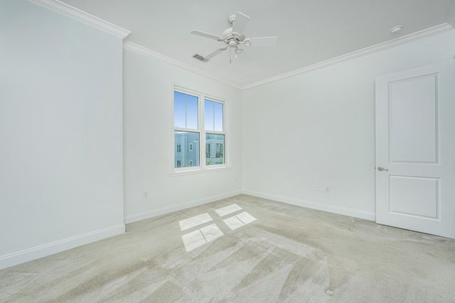 200 River Landing Drive 307 F, Charleston, SC 29492