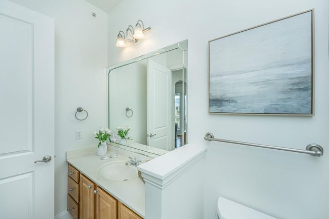 200 River Landing Drive 307 F, Charleston, SC 29492