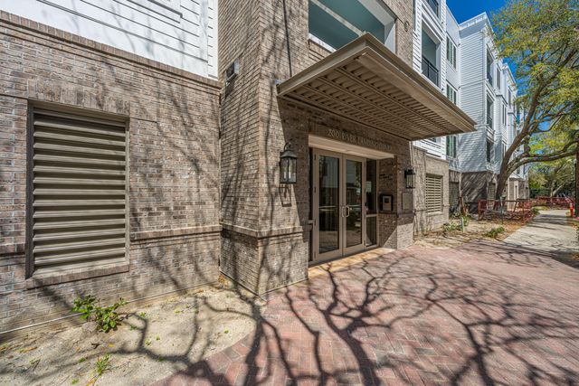 200 River Landing Drive 307 F, Charleston, SC 29492