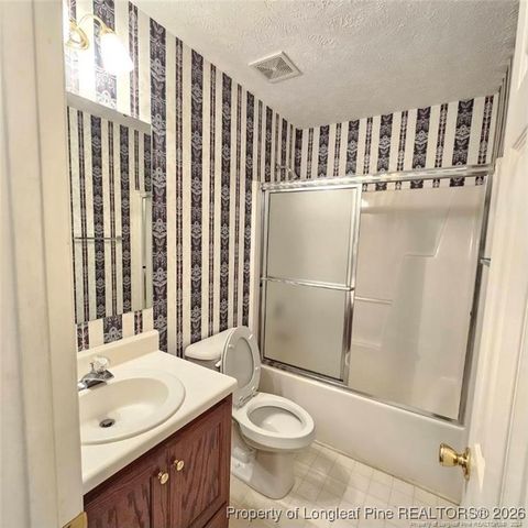 6805 Jacobs Creek Circle, Fayetteville, NC 28306