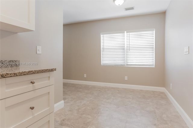 402 S 12th St, Lantana, FL 33462