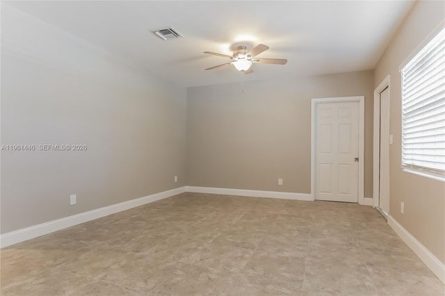 402 S 12th St, Lantana, FL 33462