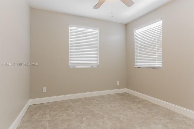 402 S 12th St, Lantana, FL 33462