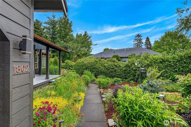1802 Fairview Court, Lynden, WA 98264