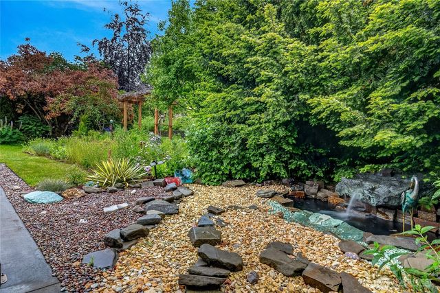 1802 Fairview Court, Lynden, WA 98264