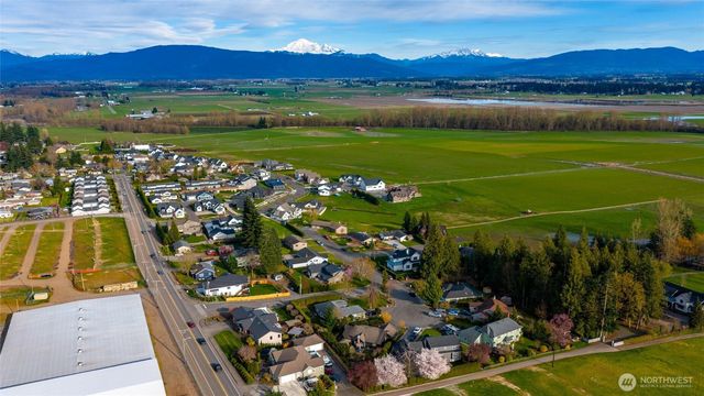1802 Fairview Court, Lynden, WA 98264