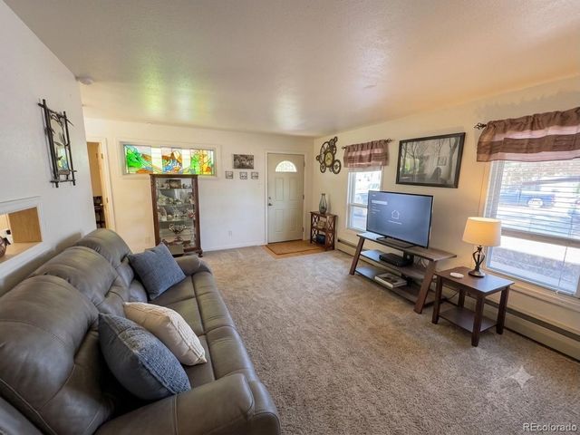 2500 S Hooker Street, Denver, CO 80219
