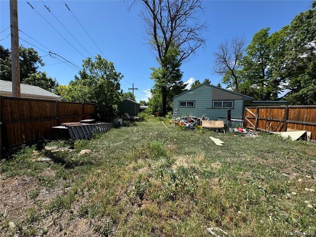 2500 S Hooker Street, Denver, CO 80219