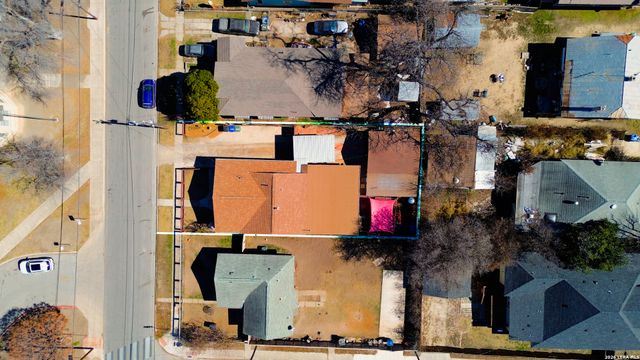 318 Pruitt Ave, San Antonio, TX 78204