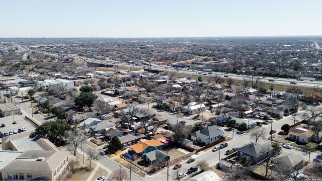 318 Pruitt Ave, San Antonio, TX 78204