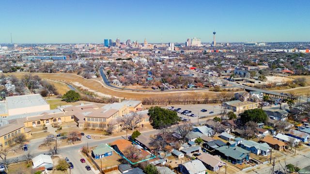 318 Pruitt Ave, San Antonio, TX 78204