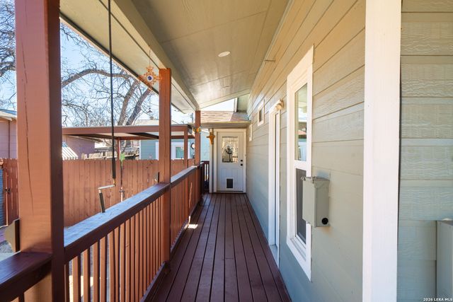 318 Pruitt Ave, San Antonio, TX 78204