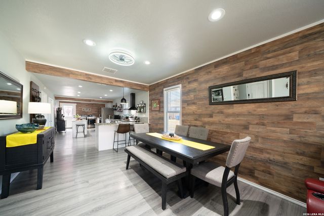 318 Pruitt Ave, San Antonio, TX 78204