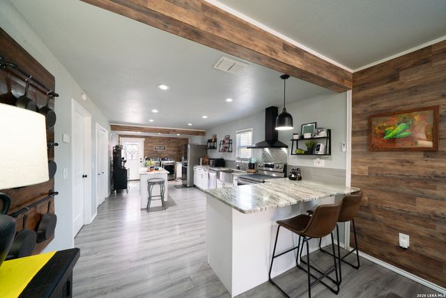 318 Pruitt Ave, San Antonio, TX 78204