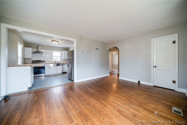 34 Louise Street, Jeffersonville, IN 47130
