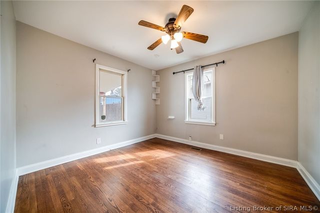 34 Louise Street, Jeffersonville, IN 47130