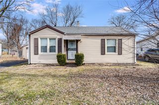 34 Louise Street, Jeffersonville, IN 47130