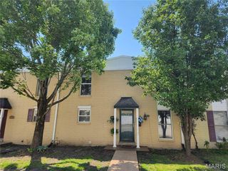 14508 Tienda Drive 14508, Chesterfield, MO 63017