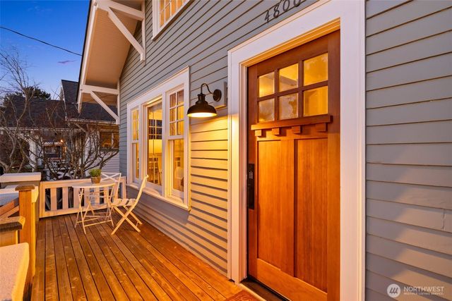 4806 1st Avenue NW, Seattle, WA 98107