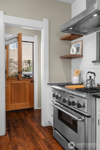 4806 1st Avenue NW, Seattle, WA 98107