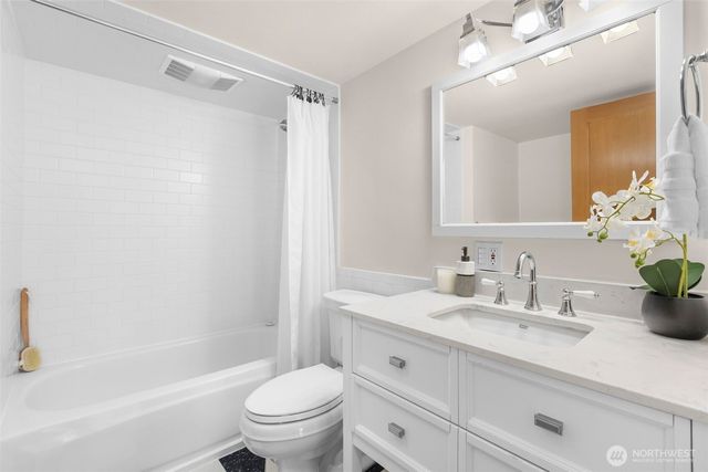 4806 1st Avenue NW, Seattle, WA 98107