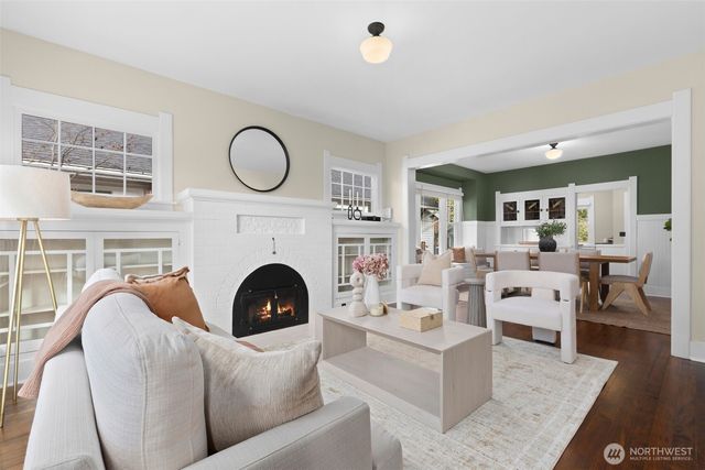 4806 1st Avenue NW, Seattle, WA 98107