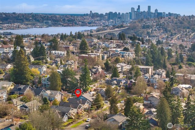 4806 1st Avenue NW, Seattle, WA 98107