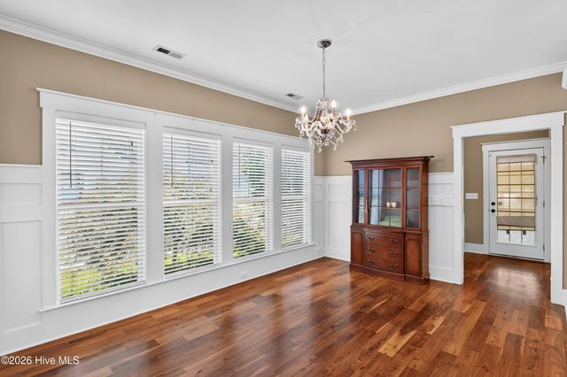 392 Shackleford Drive, Wilmington, NC 28411