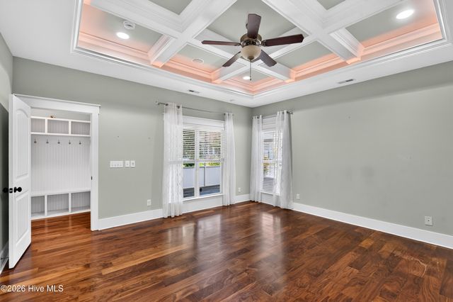 392 Shackleford Drive, Wilmington, NC 28411