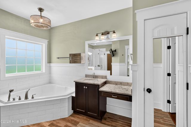 392 Shackleford Drive, Wilmington, NC 28411