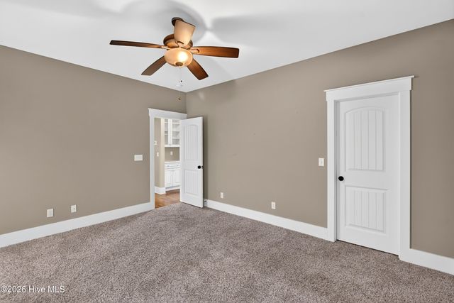 392 Shackleford Drive, Wilmington, NC 28411
