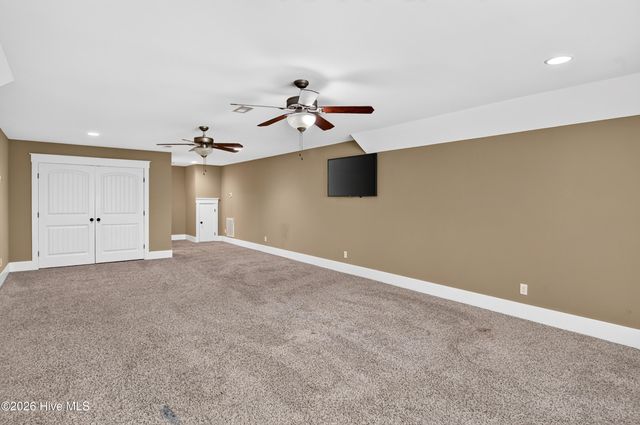392 Shackleford Drive, Wilmington, NC 28411