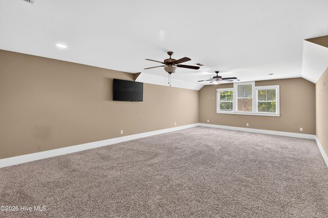 392 Shackleford Drive, Wilmington, NC 28411