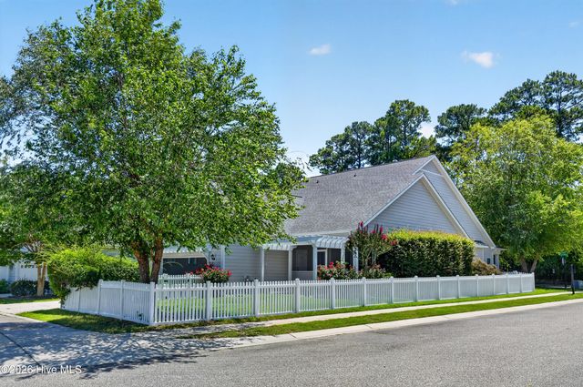 392 Shackleford Drive, Wilmington, NC 28411