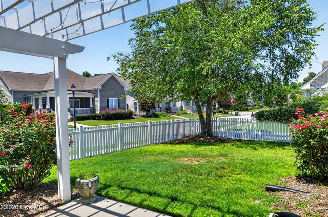 392 Shackleford Drive, Wilmington, NC 28411