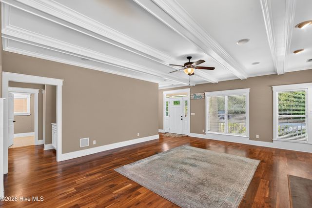 392 Shackleford Drive, Wilmington, NC 28411