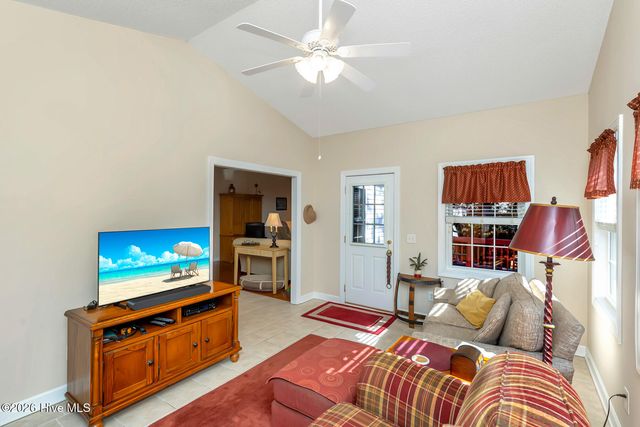 151 Longleaf Drive, West End, NC 27376