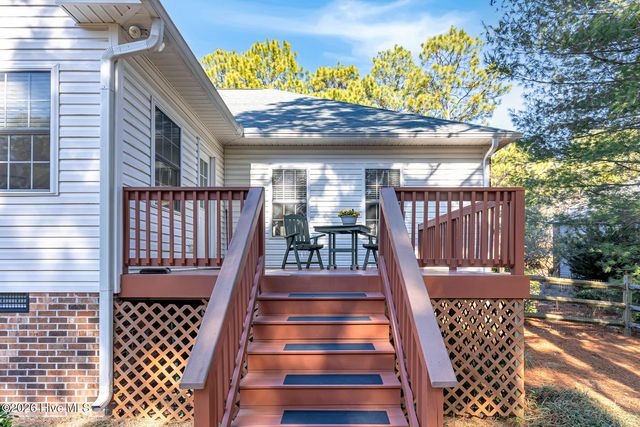 151 Longleaf Drive, West End, NC 27376