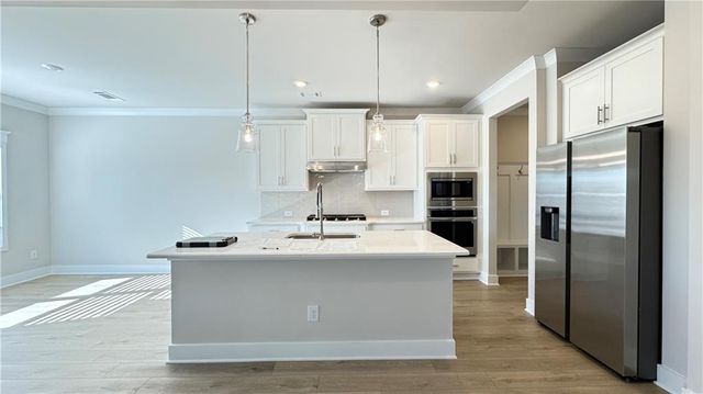 5401 Bancroft Lane, Gainesville, GA 30507