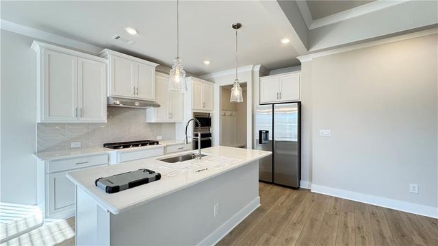 5401 Bancroft Lane, Gainesville, GA 30507