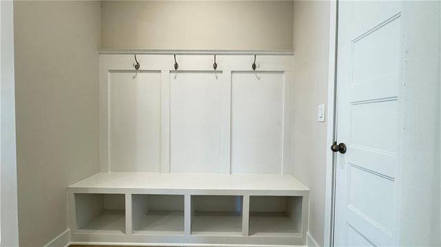 5401 Bancroft Lane, Gainesville, GA 30507