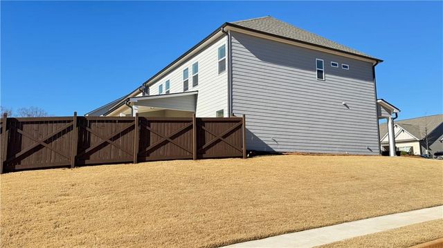 5401 Bancroft Lane, Gainesville, GA 30507