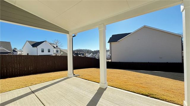 5401 Bancroft Lane, Gainesville, GA 30507