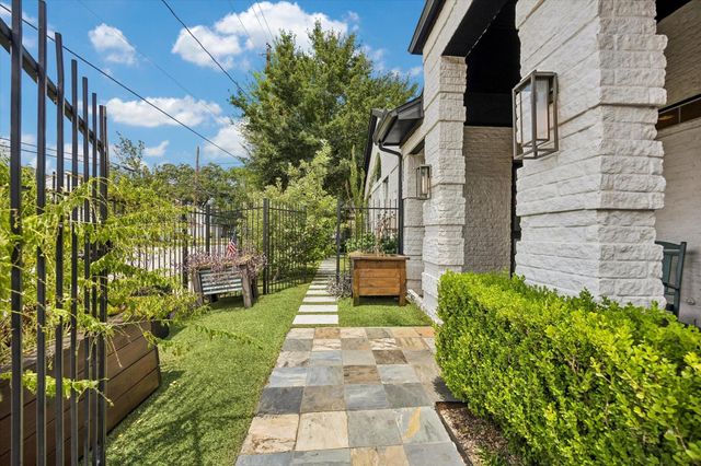 234 Malone Street, Houston, TX 77007